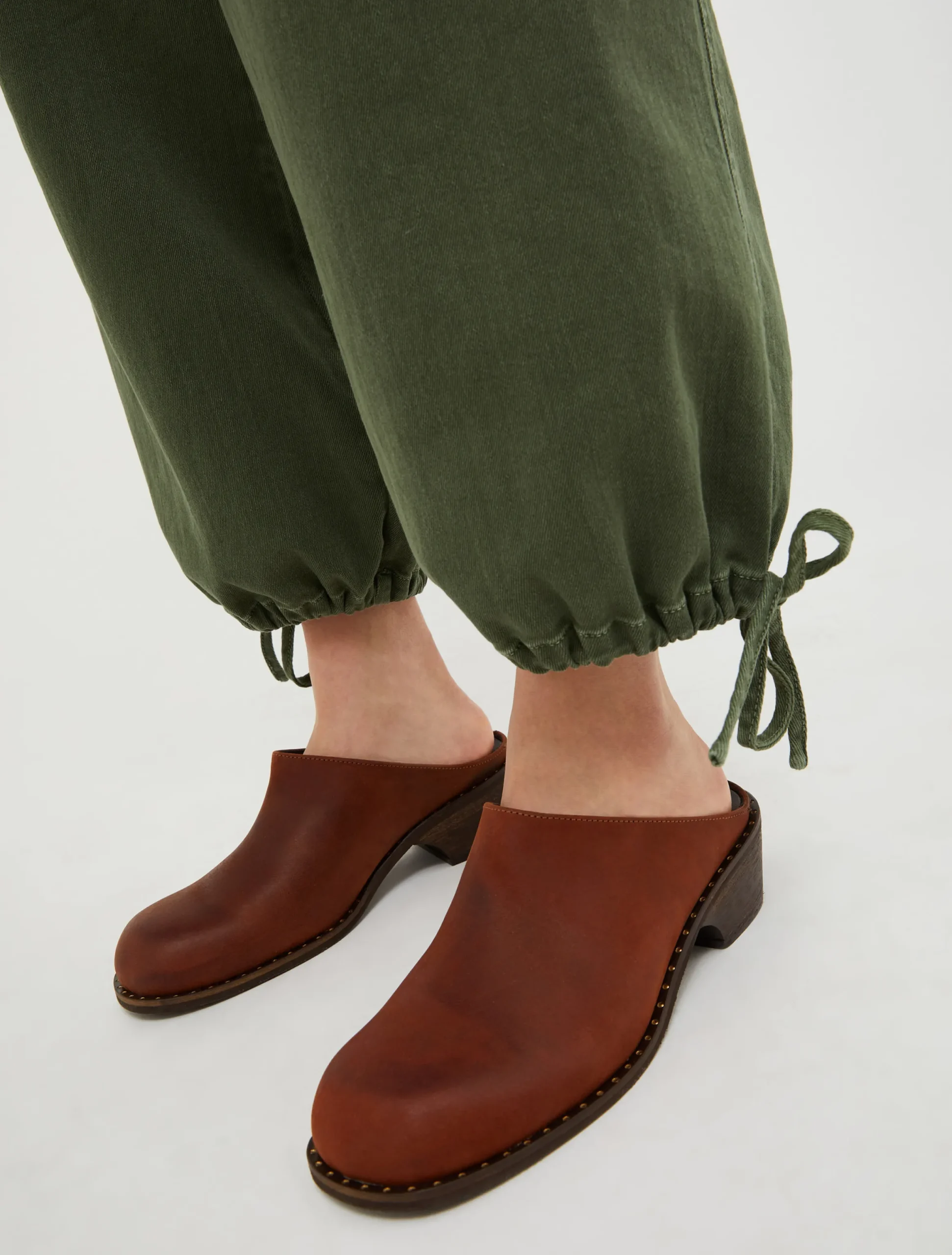 Backless leather mules