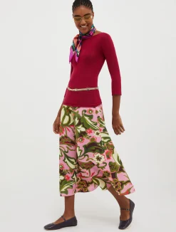 Boat-neck knitted jumper