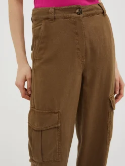 Cotton and linen cargo trousers