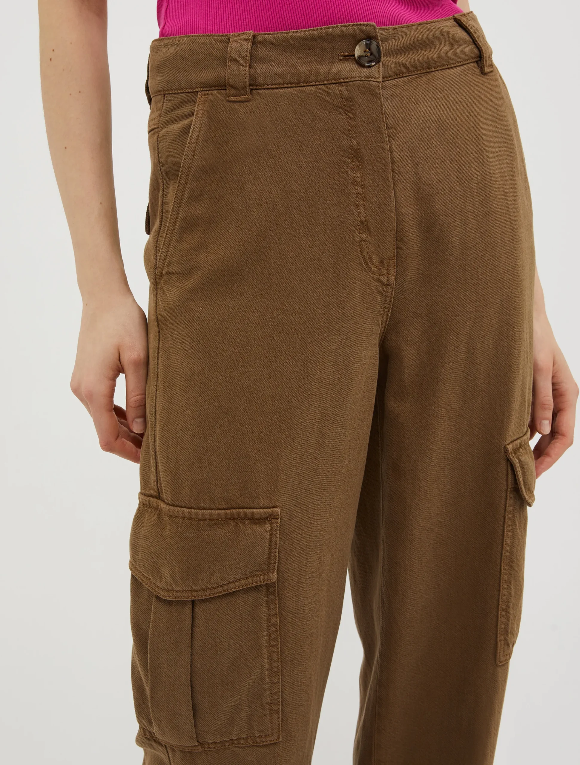 Cotton and linen cargo trousers