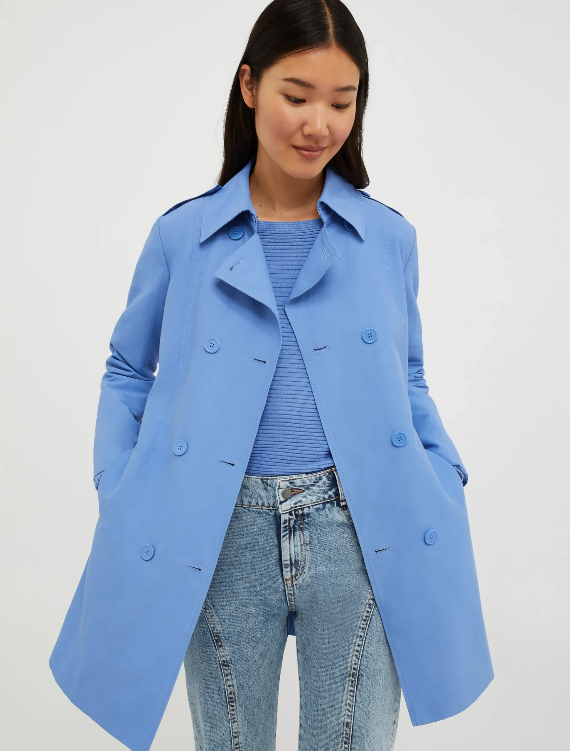Double-breasted cropped trench coat