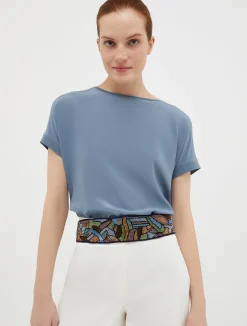 Embroidered with beads belt
