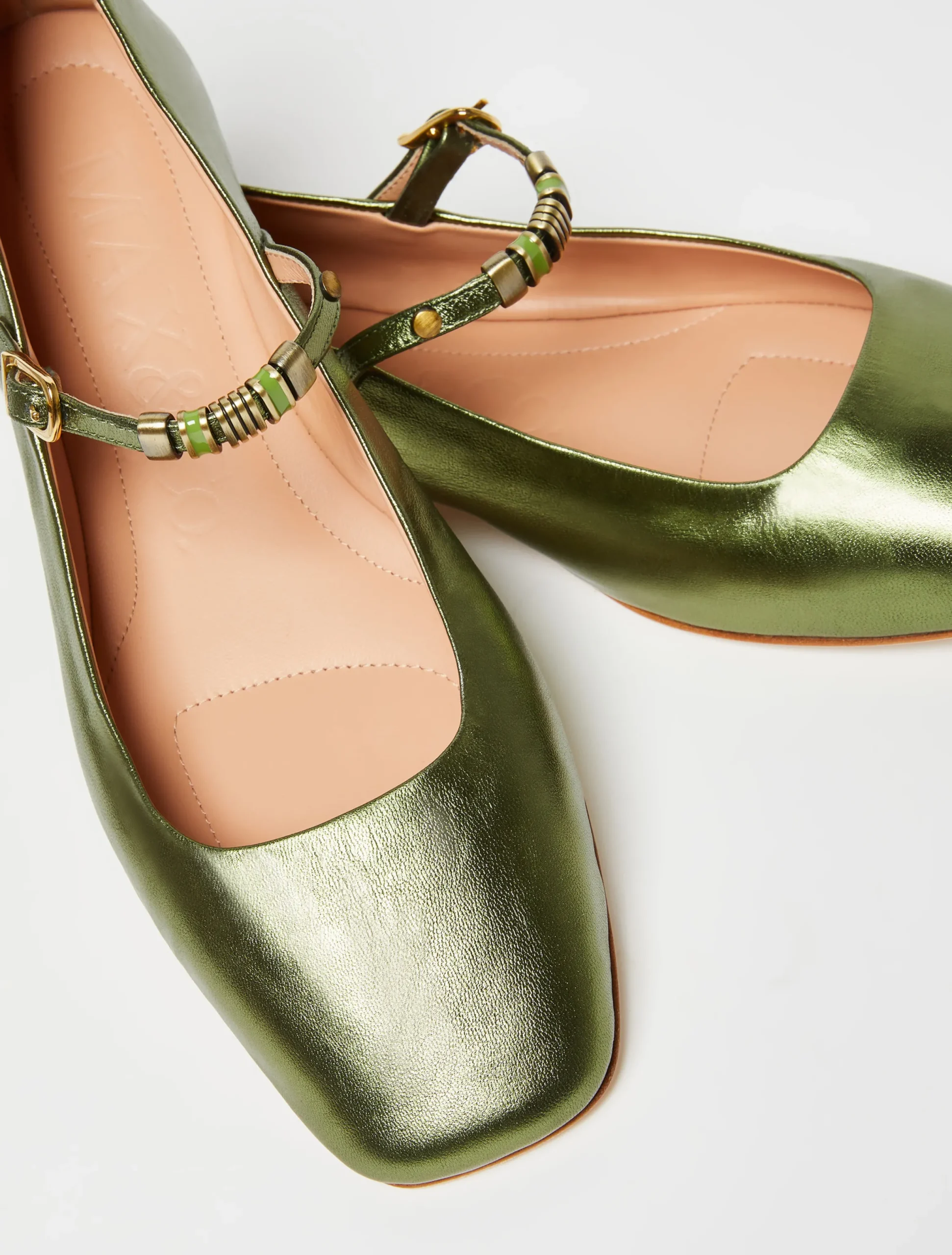 Laminated leather ballet flats