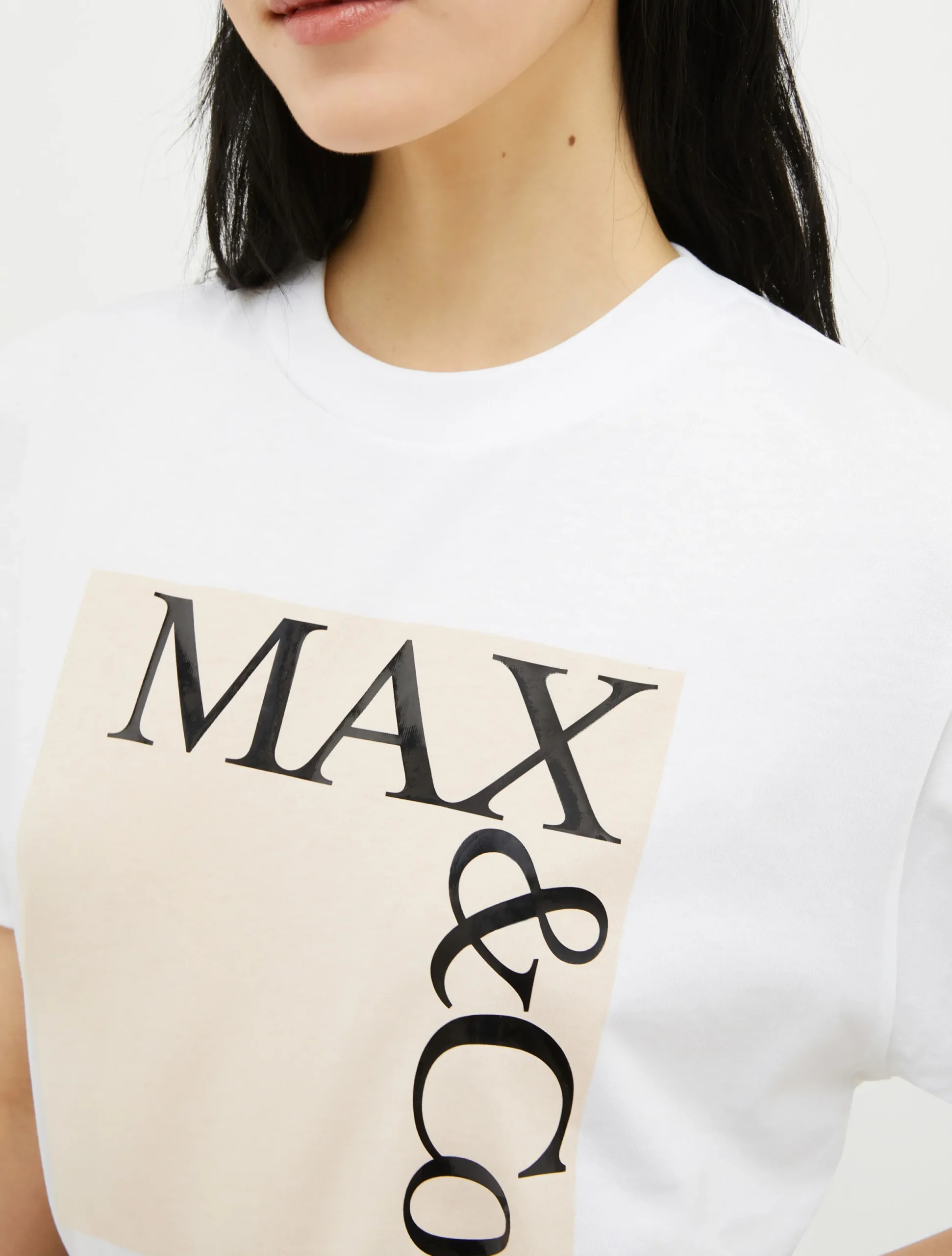 Logo-print T-shirt