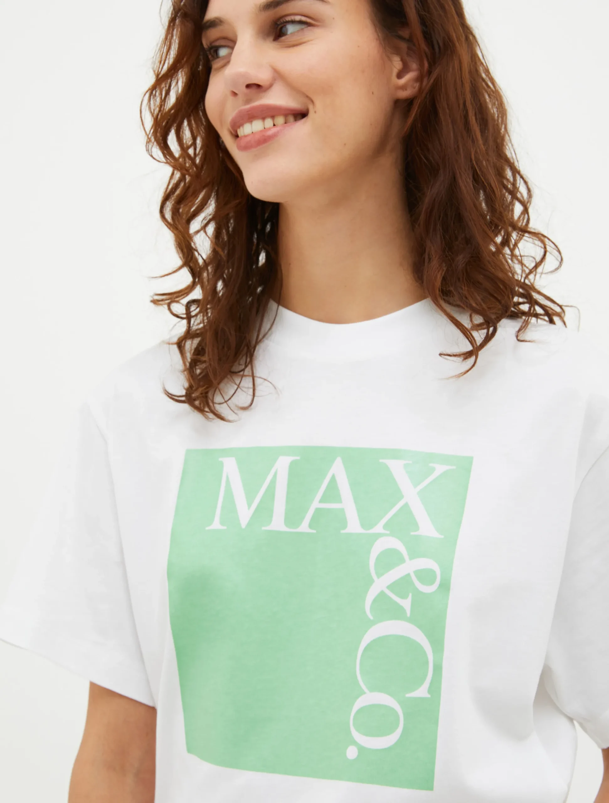 Logo-print T-shirt