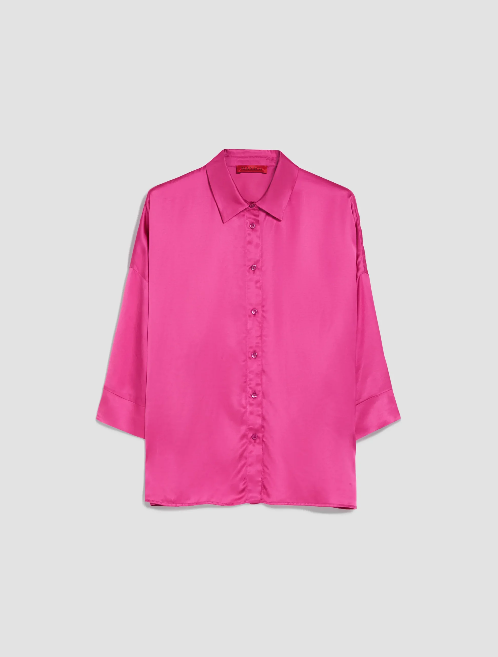 Loose-fitting satin shirt