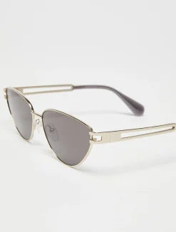 Metal cat-eye sunglasses