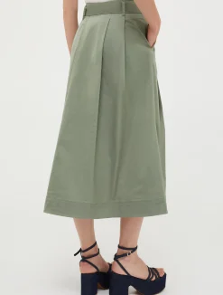 Midi-length corolla skirt from technical fabric