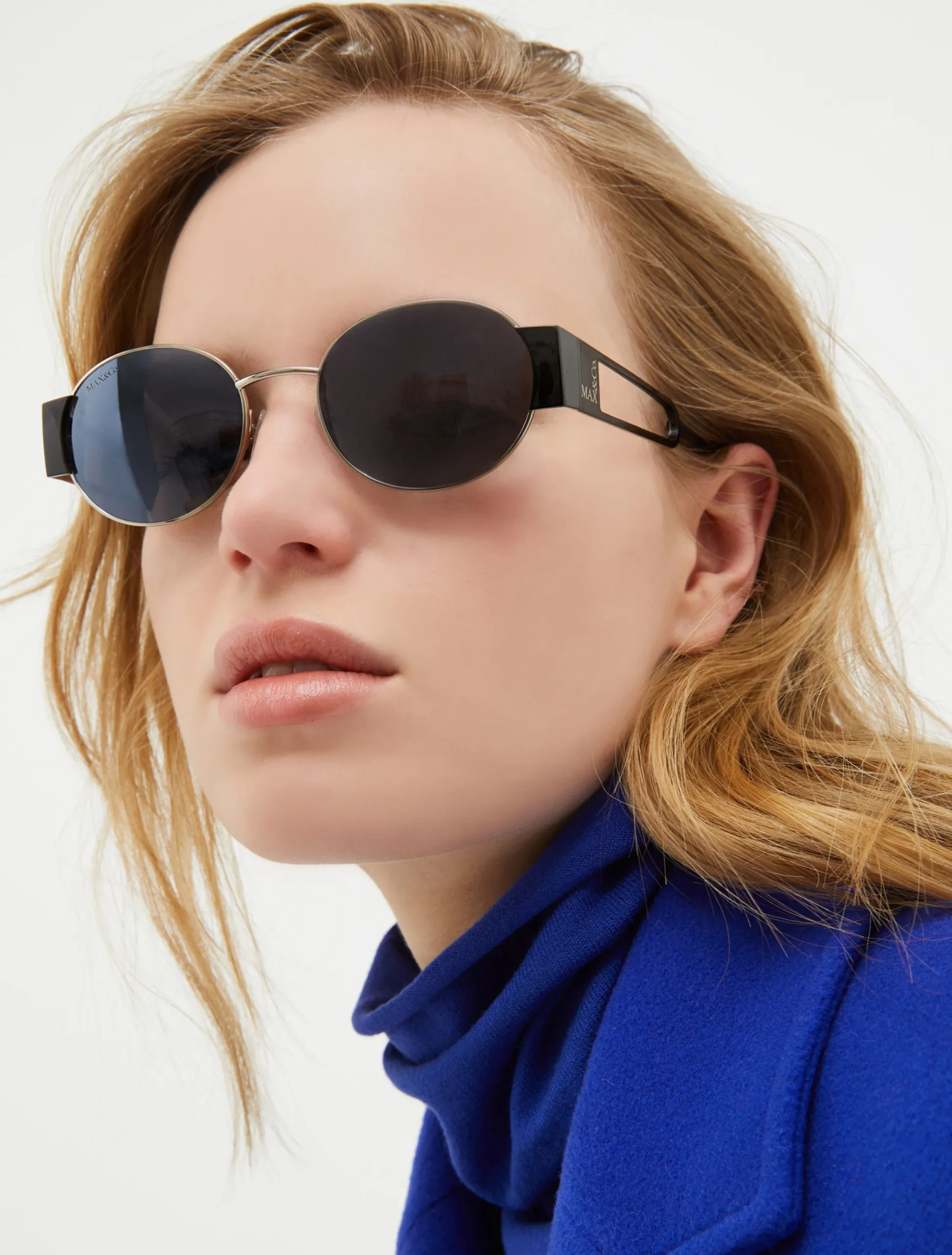 Oval metal glasses