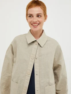 Oversized reversible shacket