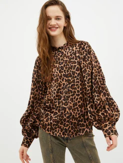 Patterned satin shirt