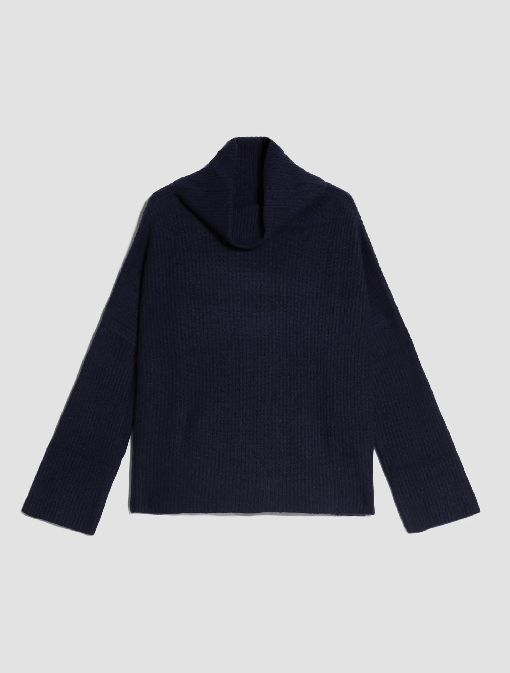 Pure cashmere turtleneck pullover