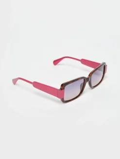 Rectangular two-toned glasses