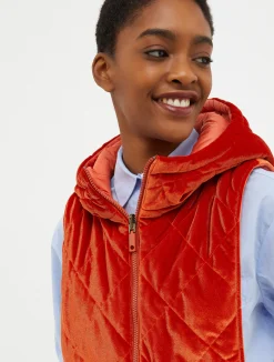 Reversible hooded collar
