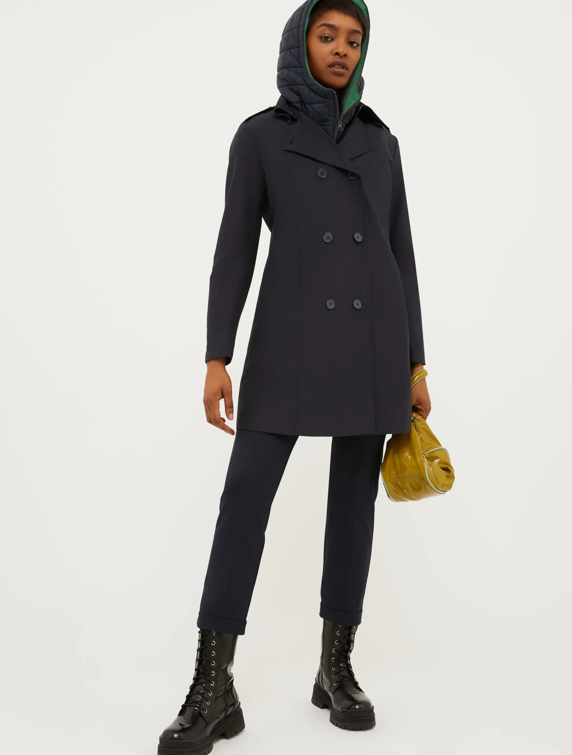 Reversible hooded collar