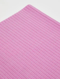 Ribbed cashmere neck warmer