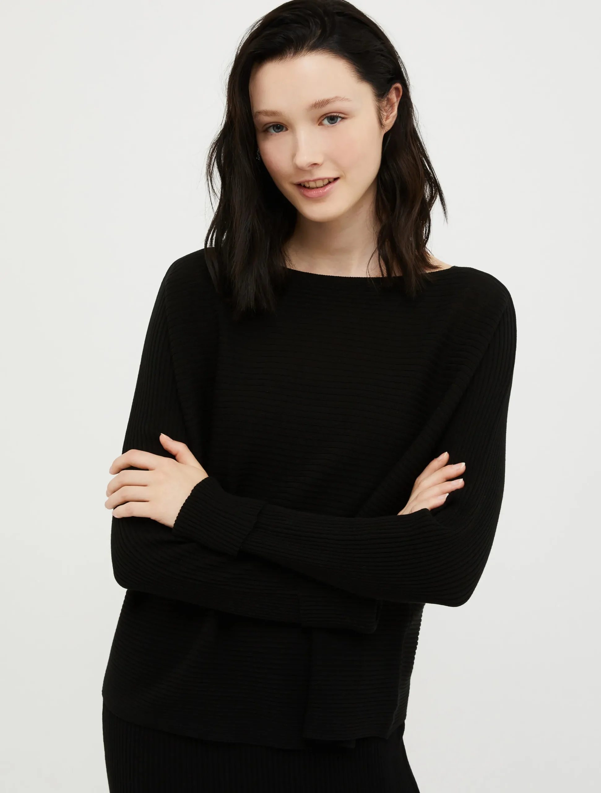 Ribbed knitted jumper