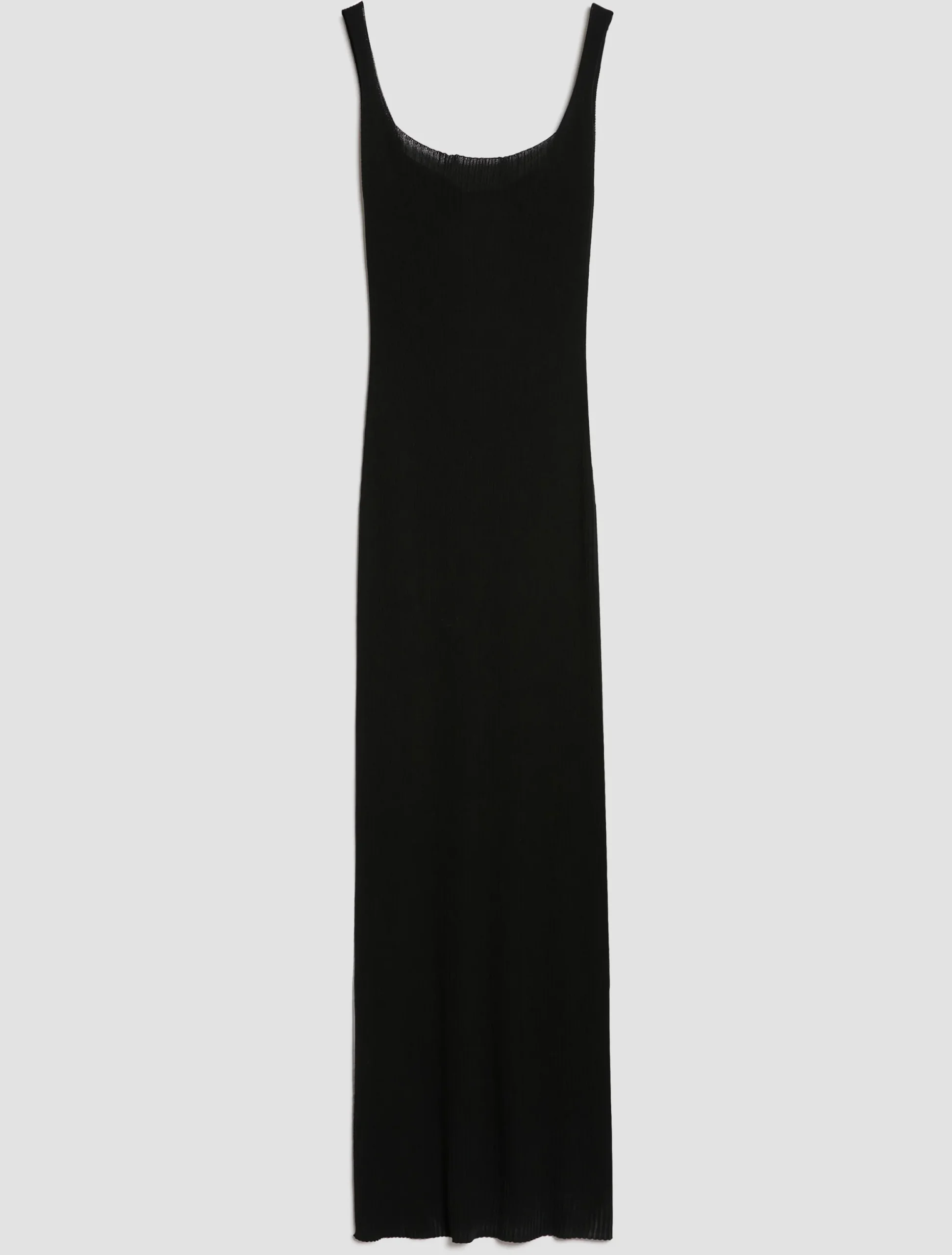 Ribbed knitted maxi dress
