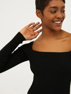 Ribbed slim-fit jumper