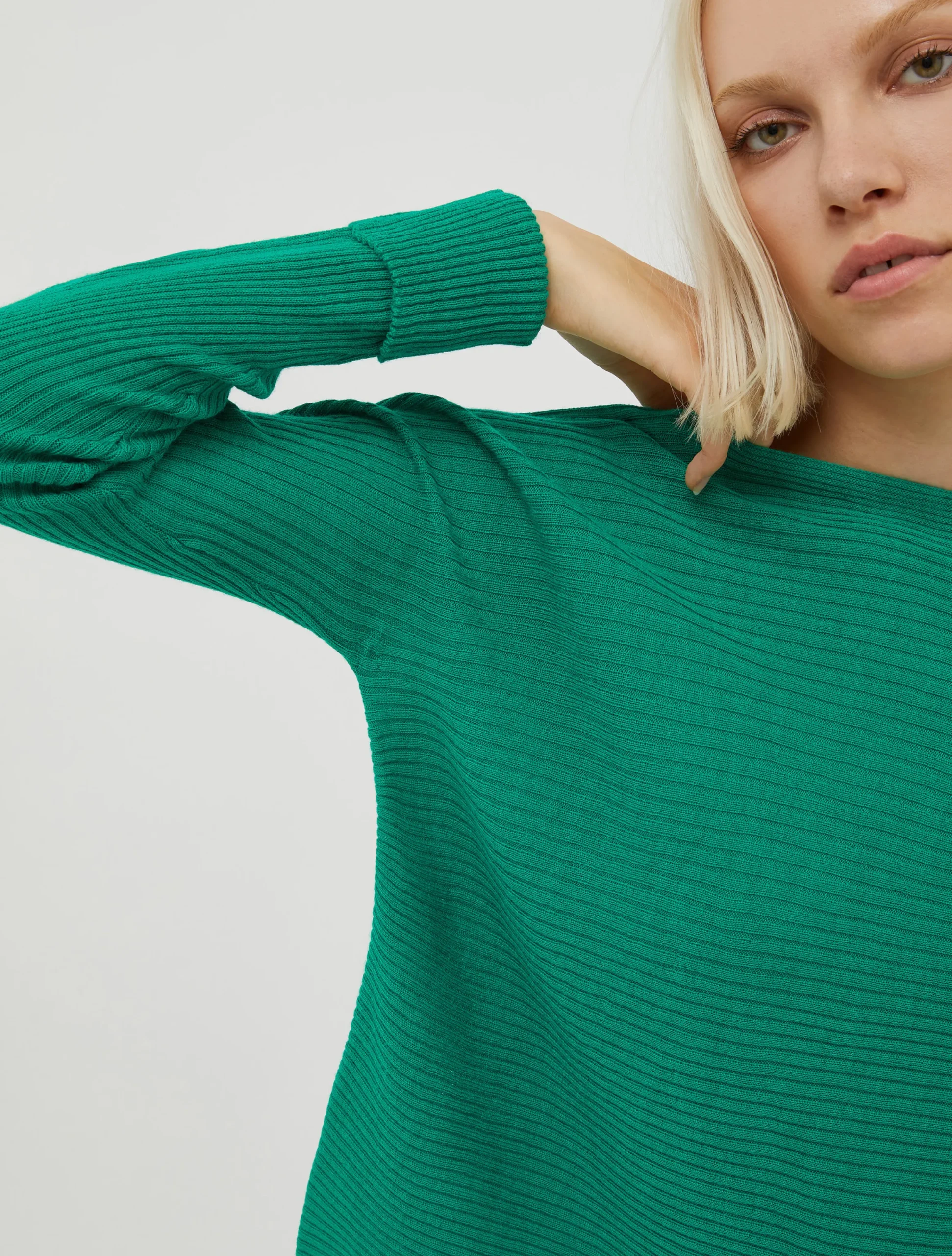 Ribbed wool-blend jumper
