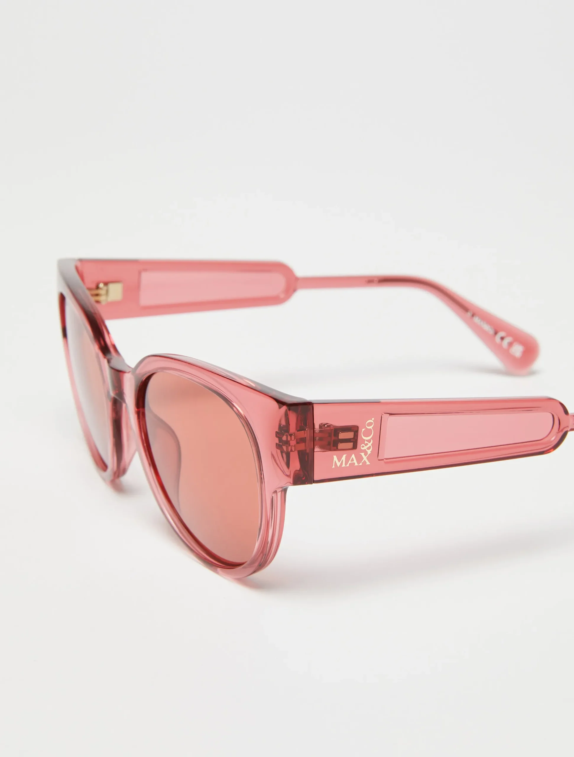 Round butterfly sunglasses