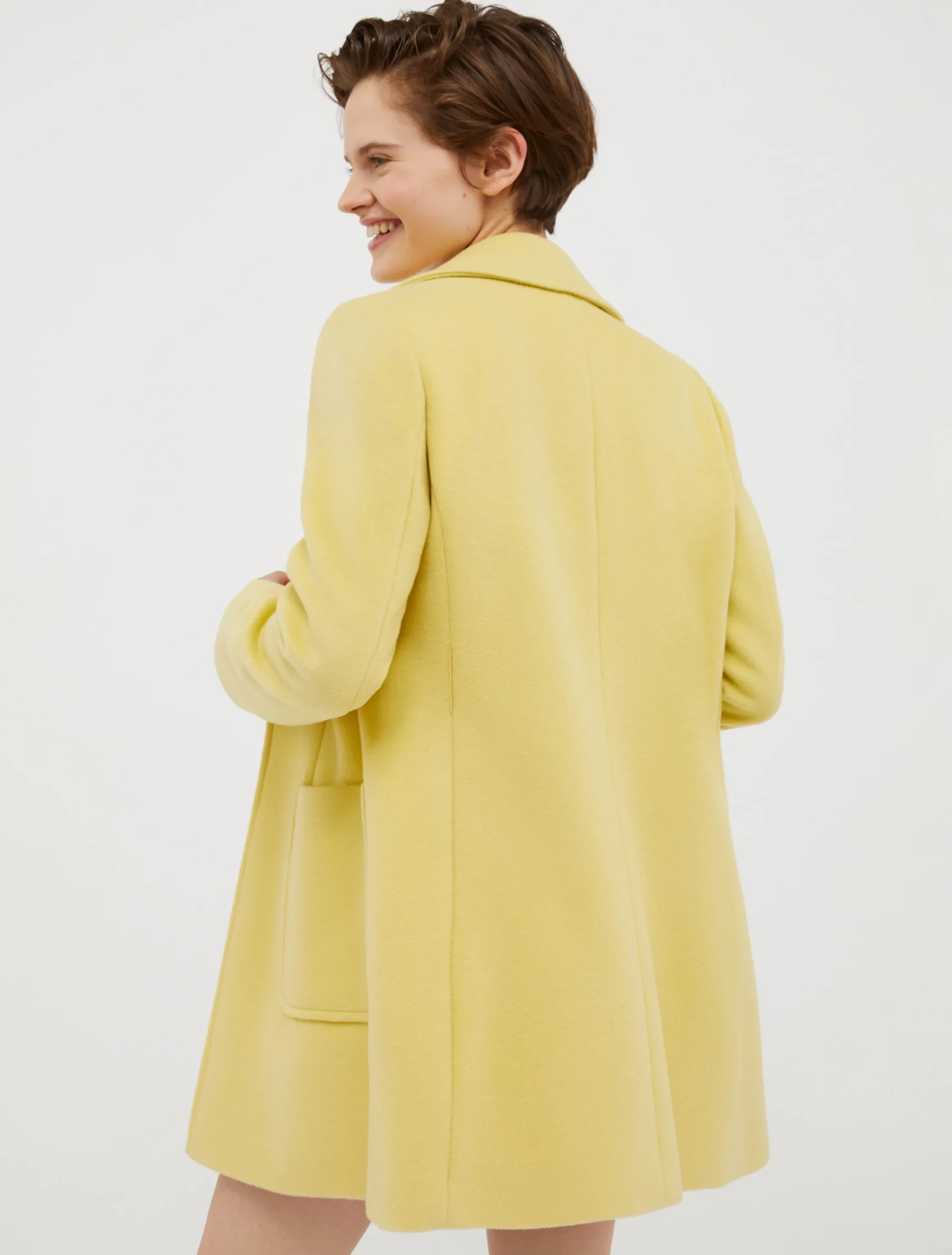 Shortrun wool coat