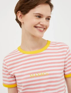 Slim-fit T-shirt with logo
