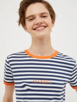 Slim-fit T-shirt with logo