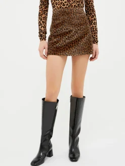Spotted flared mini skirt