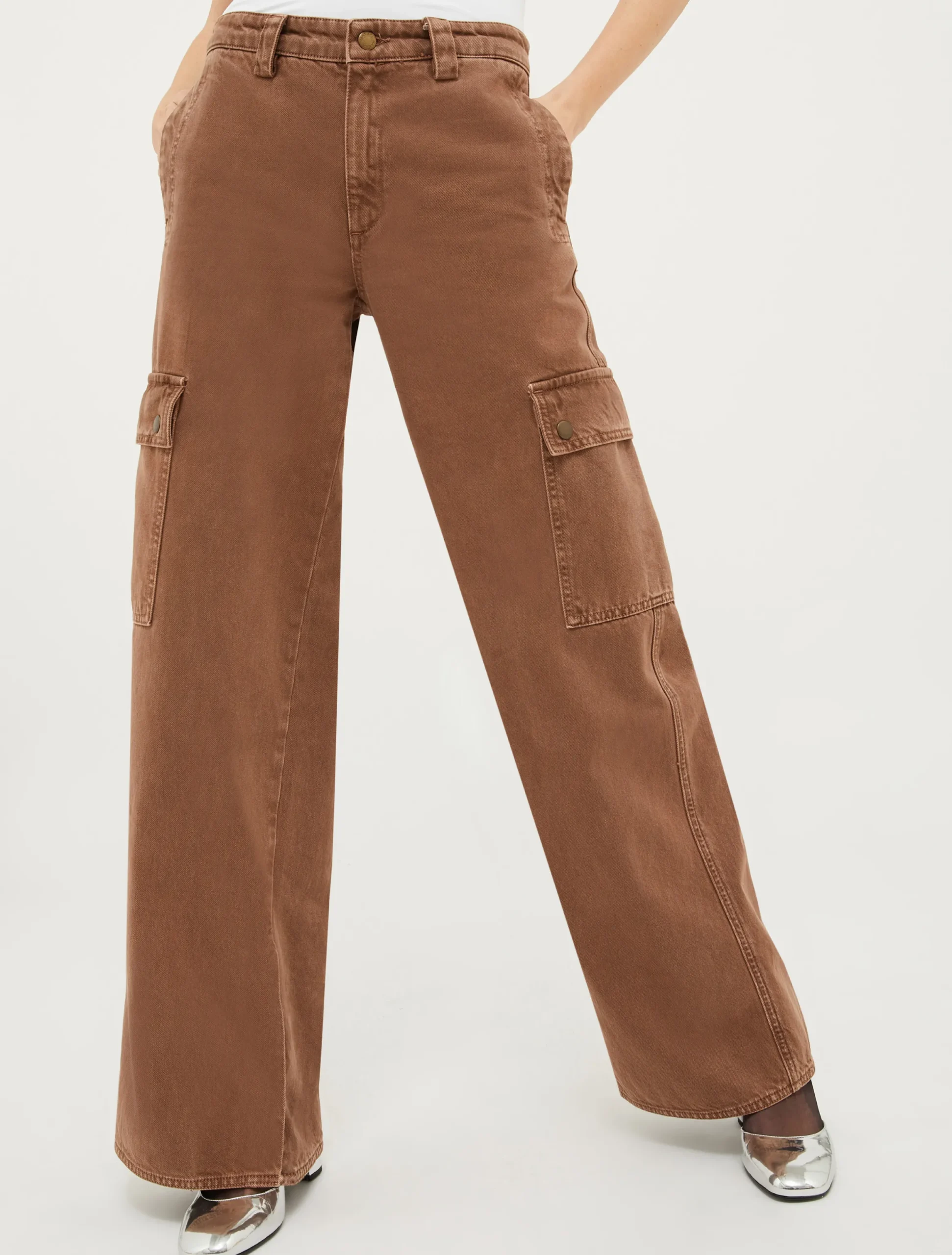 Straight-cut cargo trousers