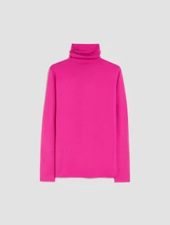 Stretchy turtleneck top