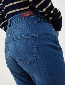 Super slim-fit tapered jeans