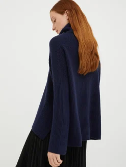Turtleneck cashmere pullover