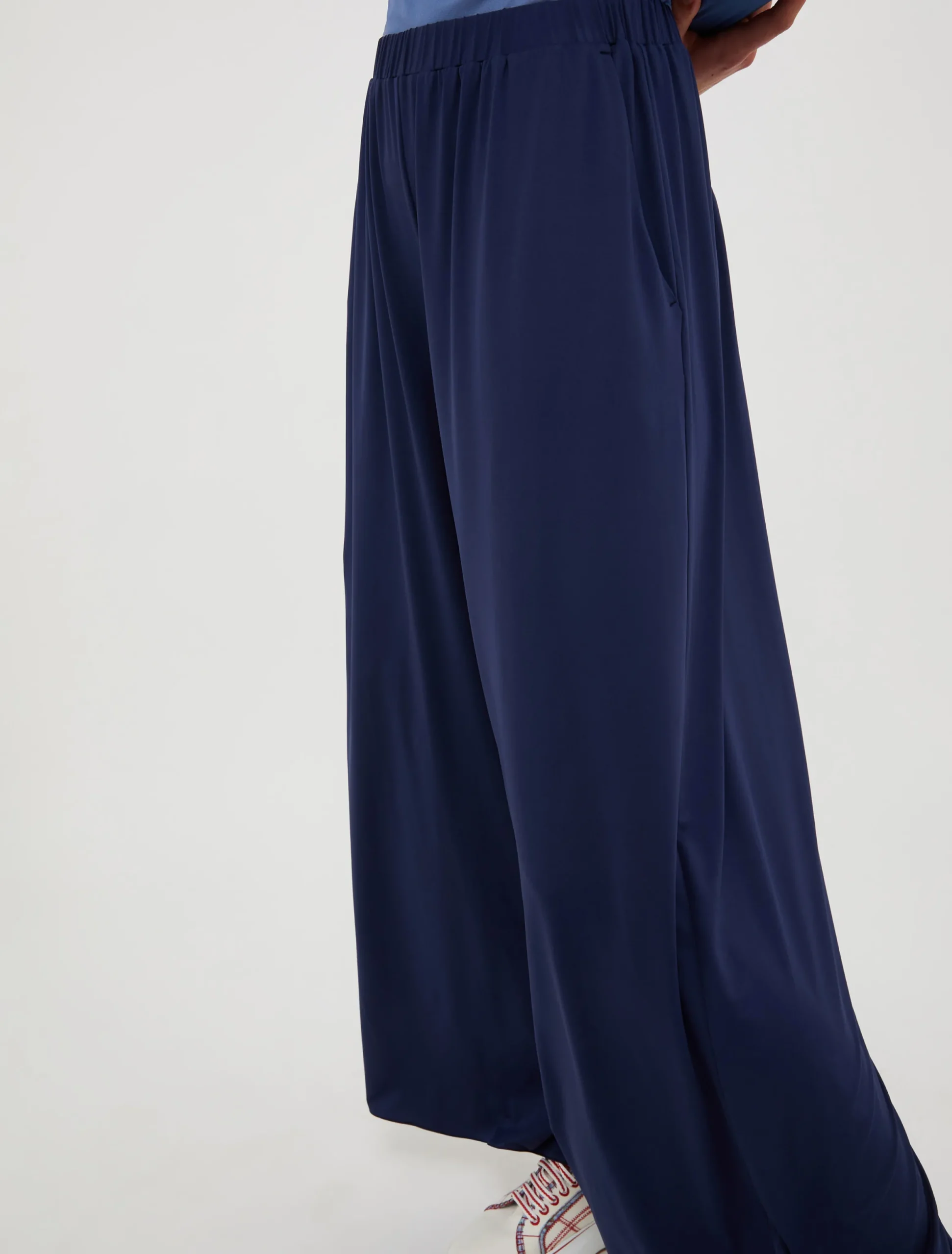 Wide-leg jersey trousers