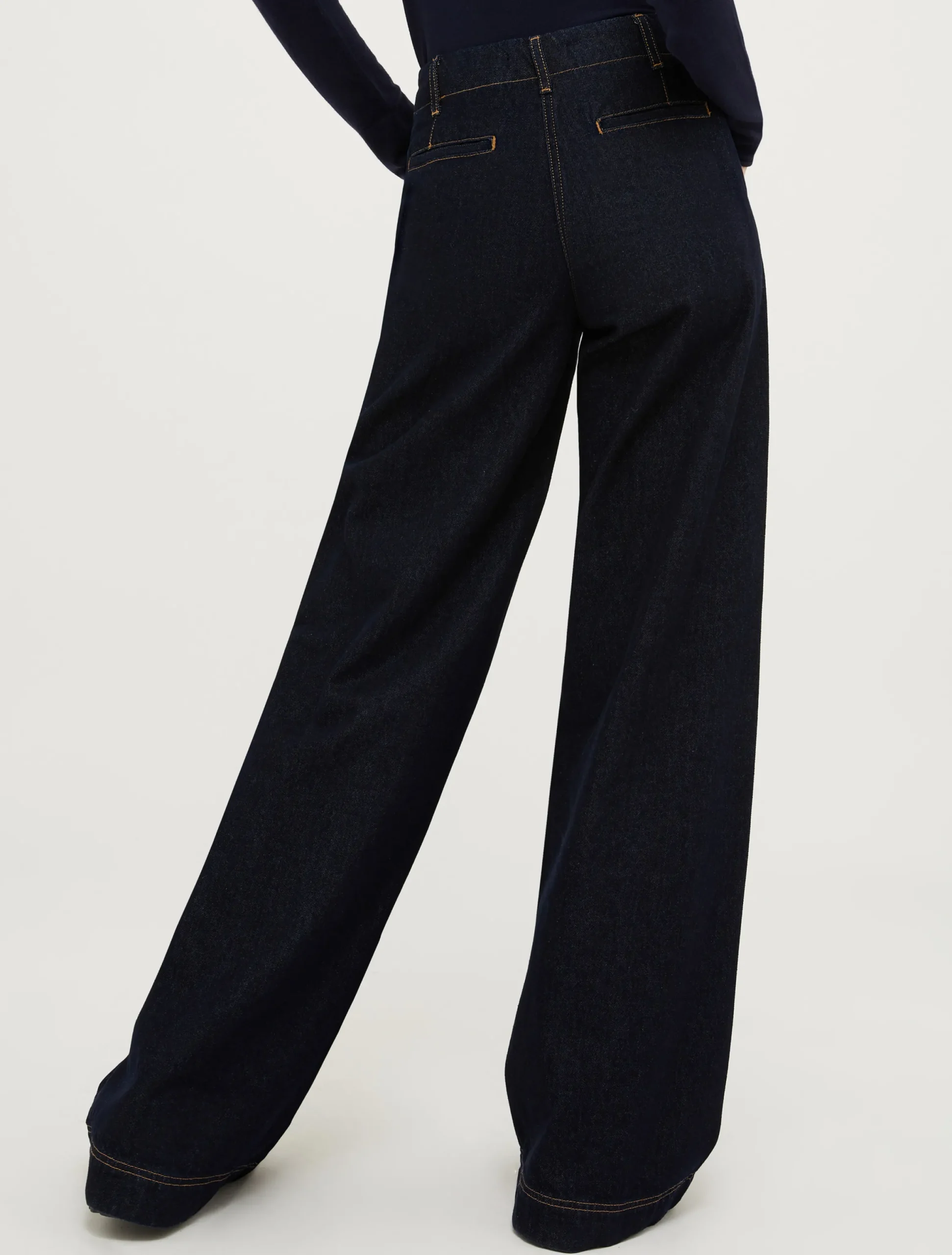 Wide-leg palazzo jeans