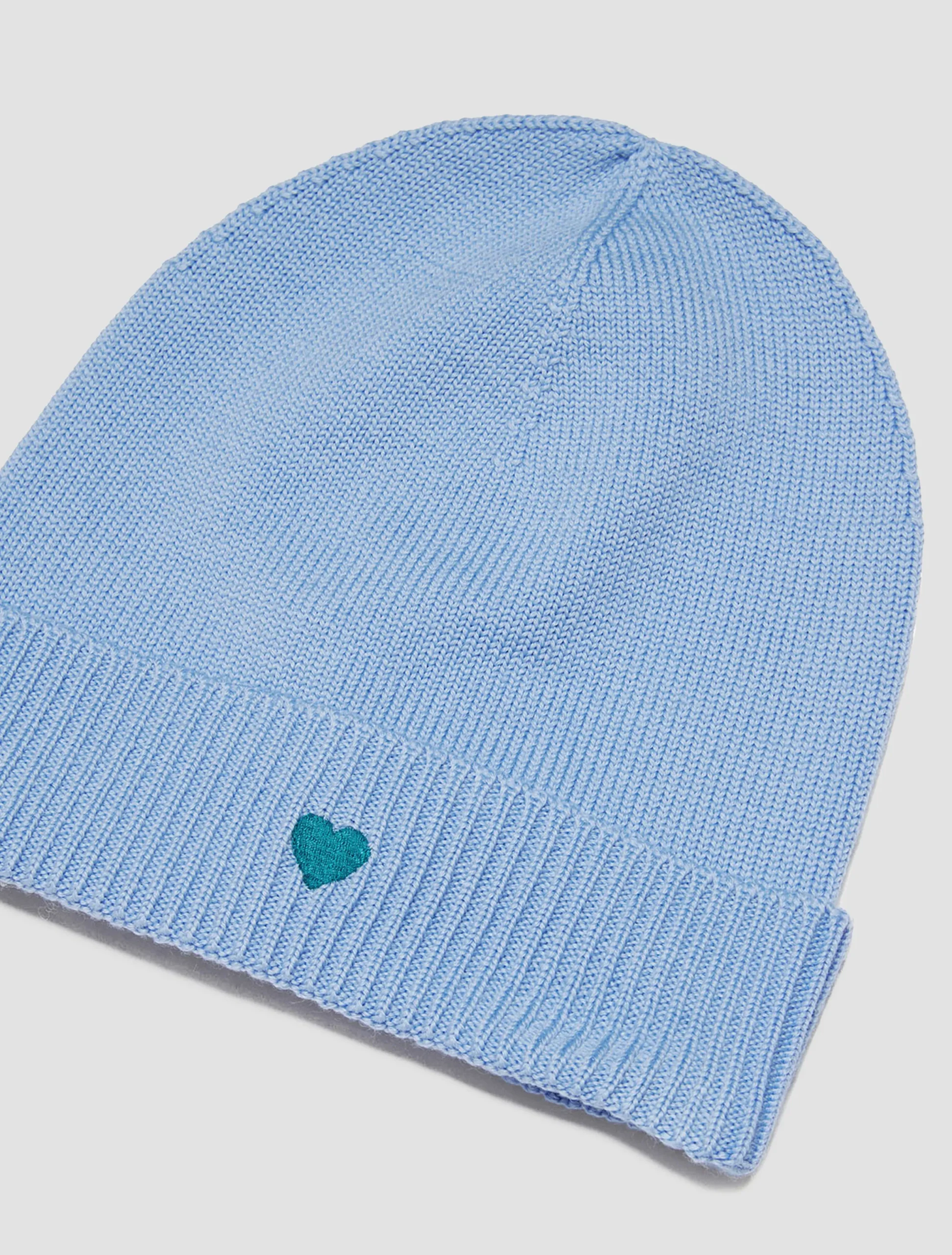 Wool beanie with heart KID